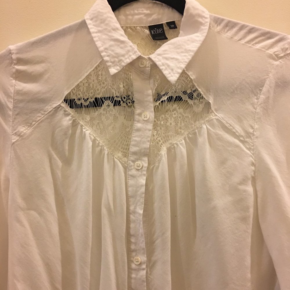 ICONE Lacy Blouse